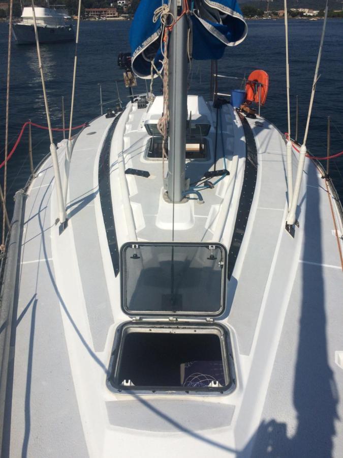 Stlocavoile 4, Bateau Seuls A Bord Hotel ปอร์โต-เวคคีโอ ภายนอก รูปภาพ